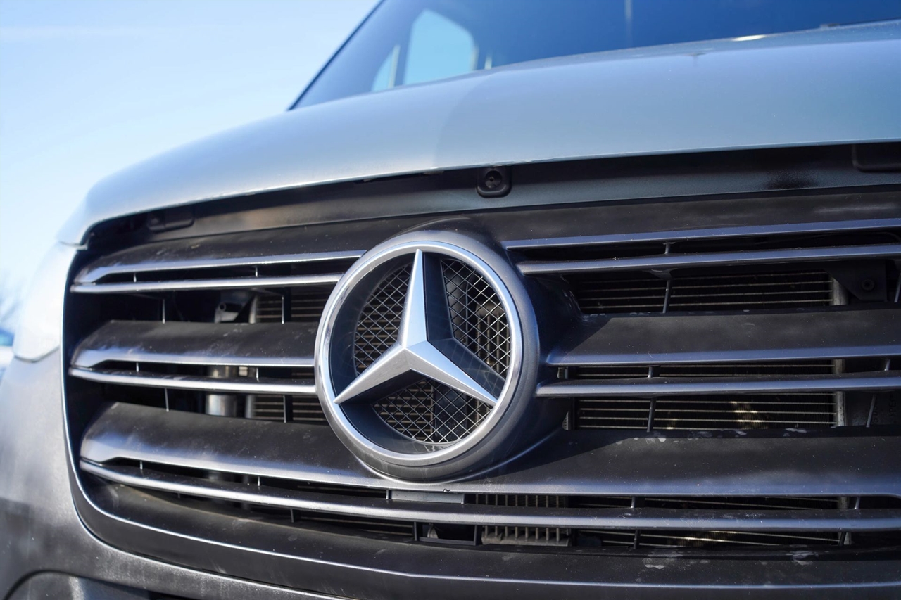 Mercedes-Benz Sprinter 3500 Wagon High Roof 170-in. WB 2019