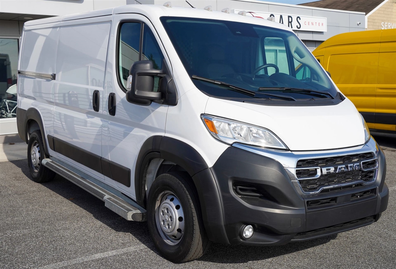 RAM Promaster 2500 Low Roof 2023