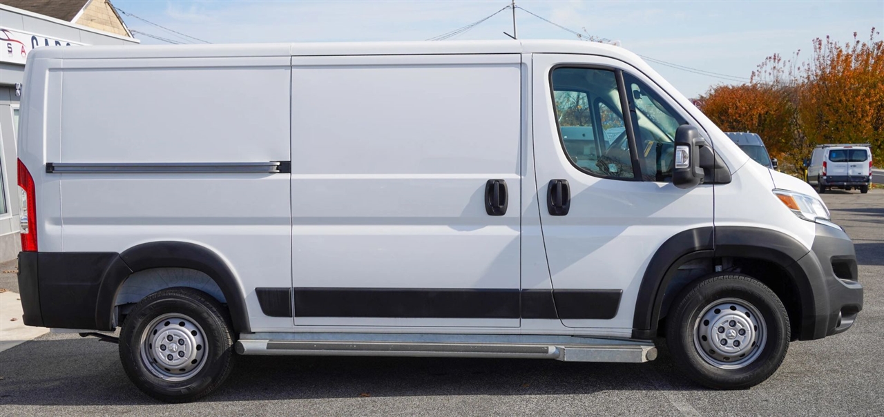 RAM Promaster 2500 Low Roof 2023