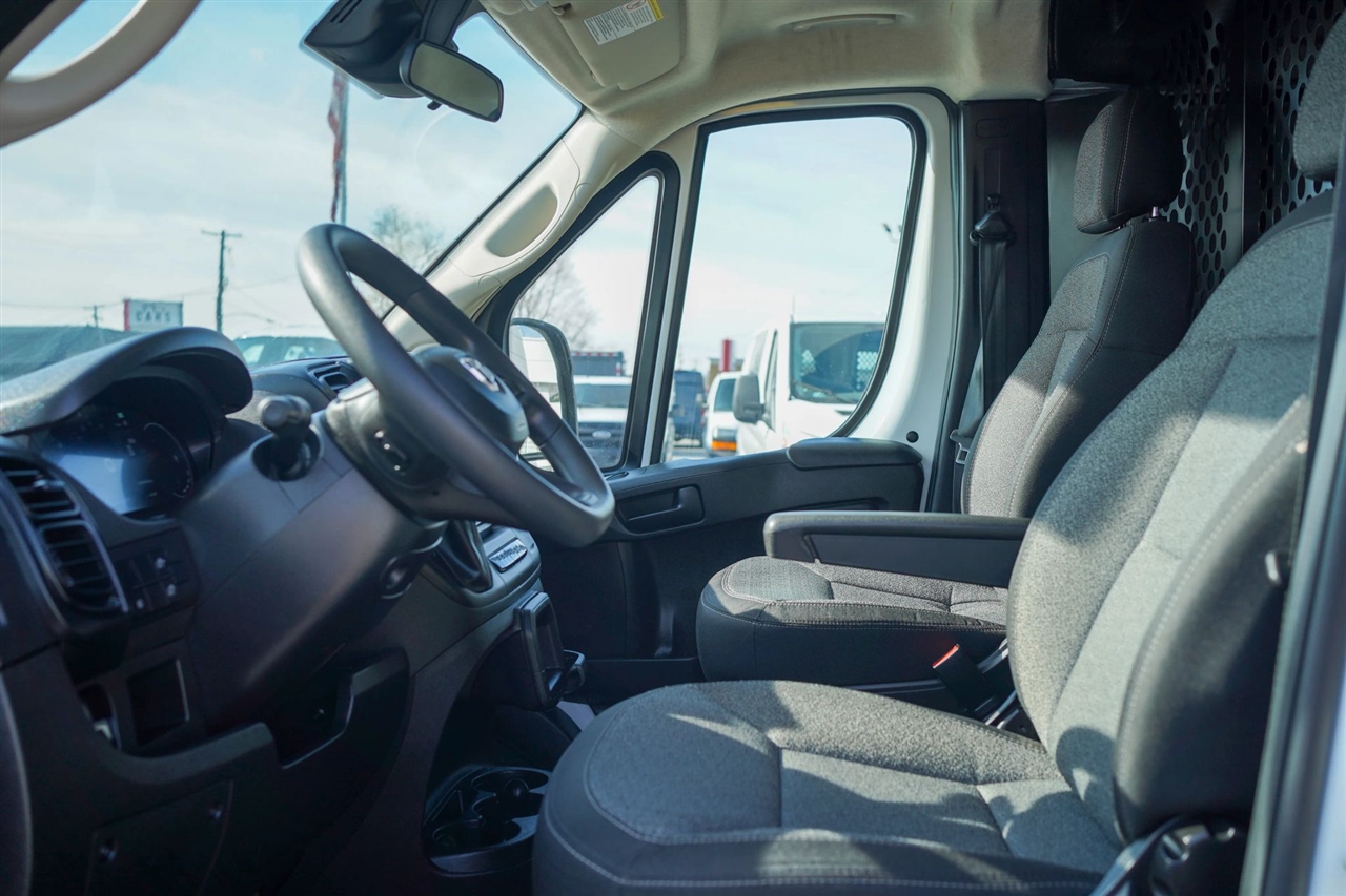 RAM Promaster 2500 Low Roof 2023