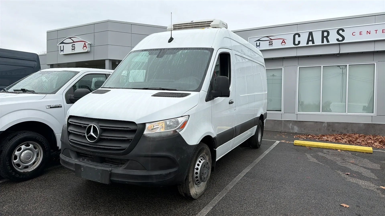 Mercedes-Benz Sprinter 3500 Wagon 144-in. WB 2019
