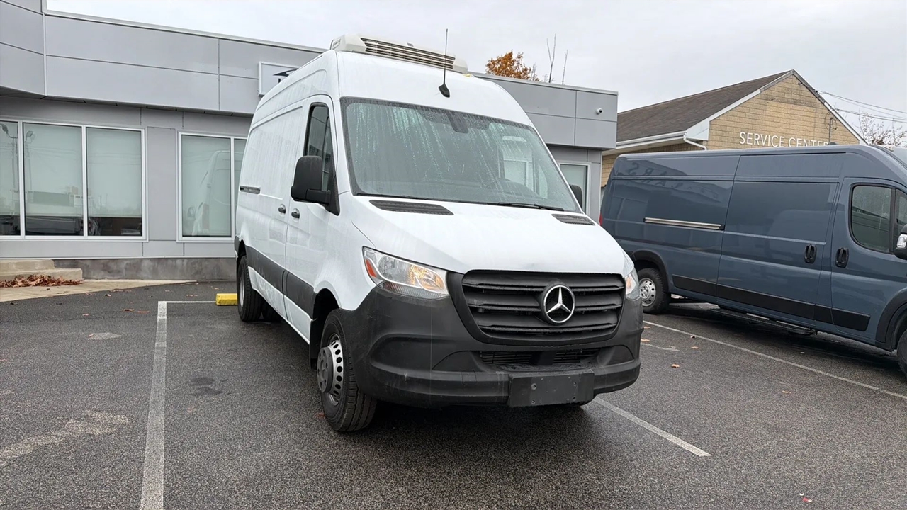 Mercedes-Benz Sprinter 3500 Wagon 144-in. WB 2019