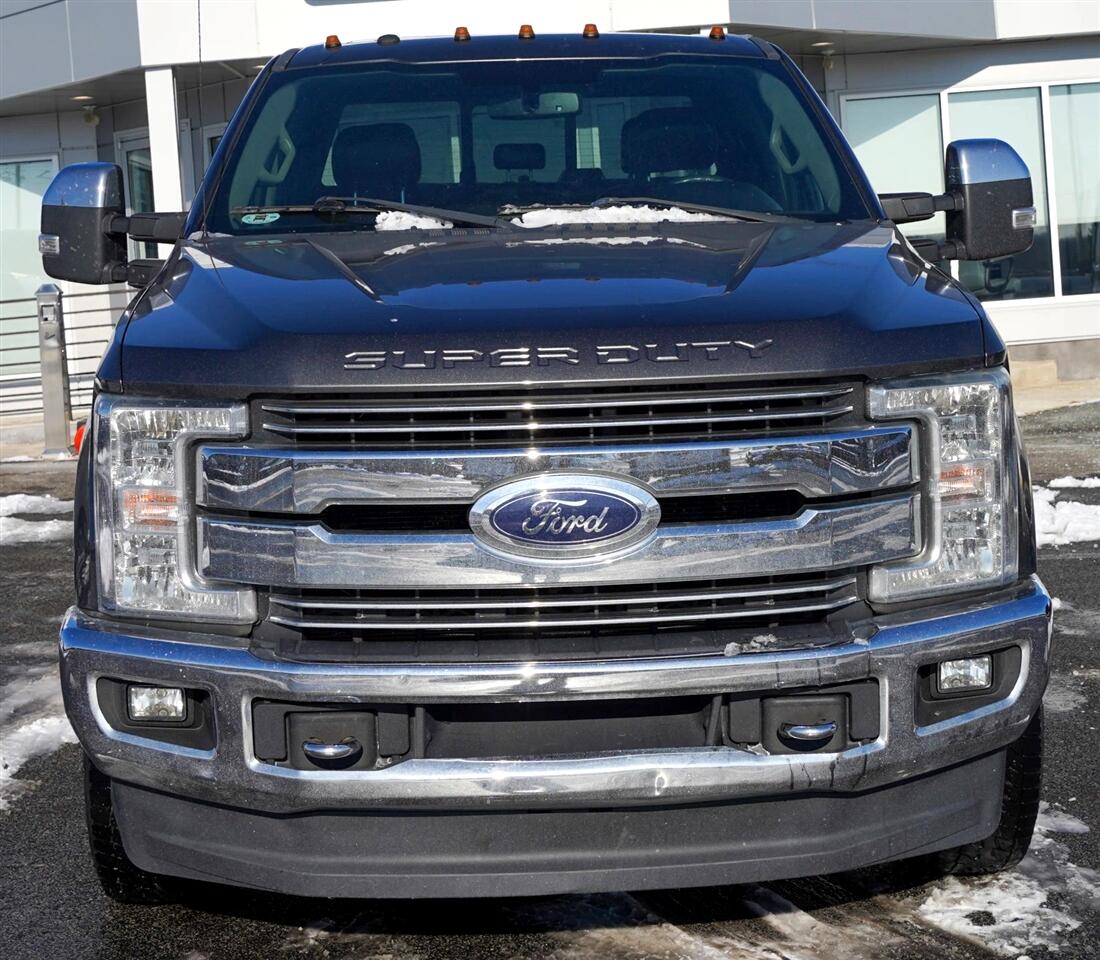Ford F-350 SD Lariat Crew Cab Long Bed DRW 4WD 2017