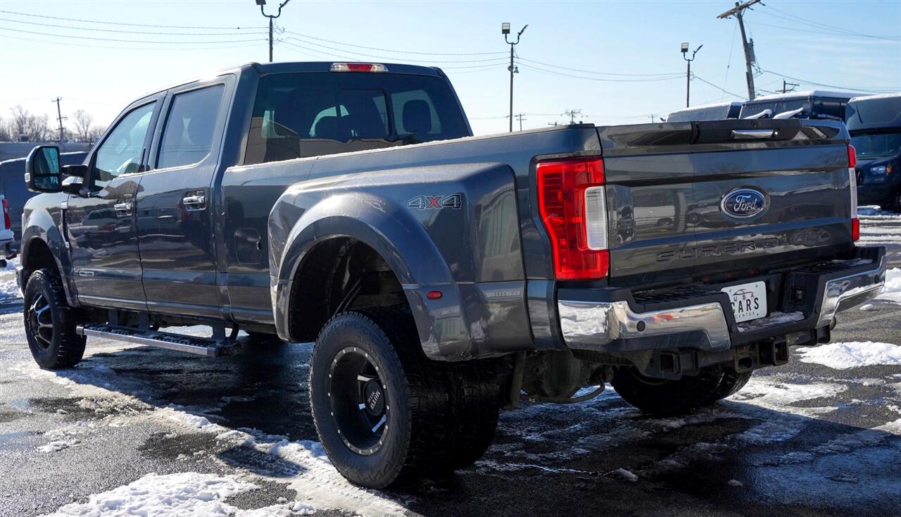 Ford F-350 SD Lariat Crew Cab Long Bed DRW 4WD 2017