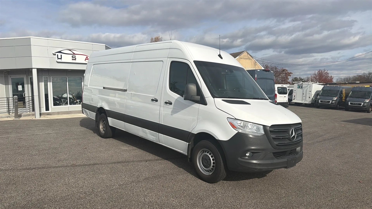 Mercedes-Benz Sprinter 3500 170-in. WB 2021
