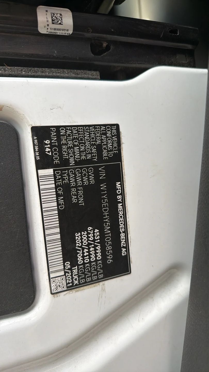 Mercedes-Benz Sprinter 3500 170-in. WB 2021