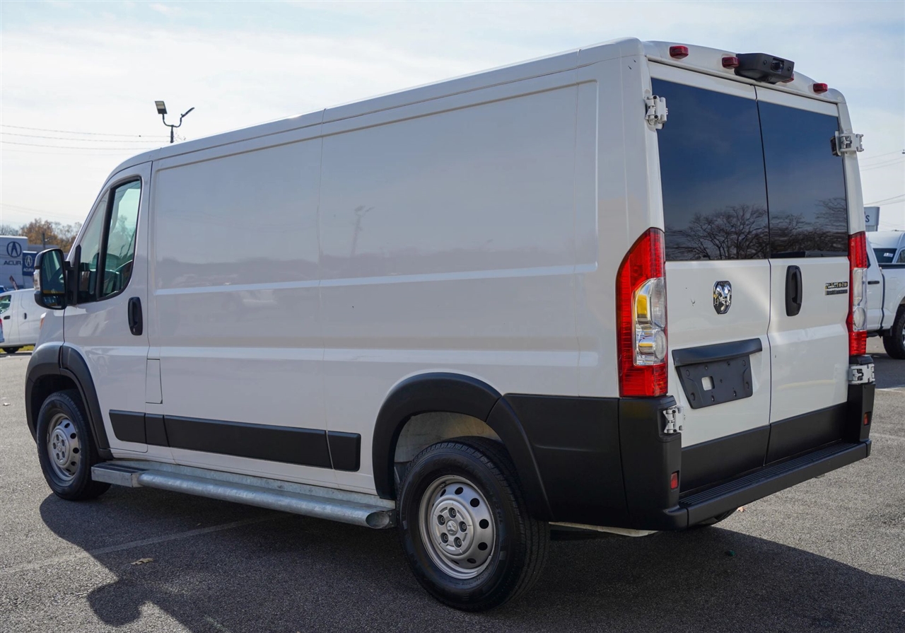 RAM Promaster 2500 Low Roof 2023