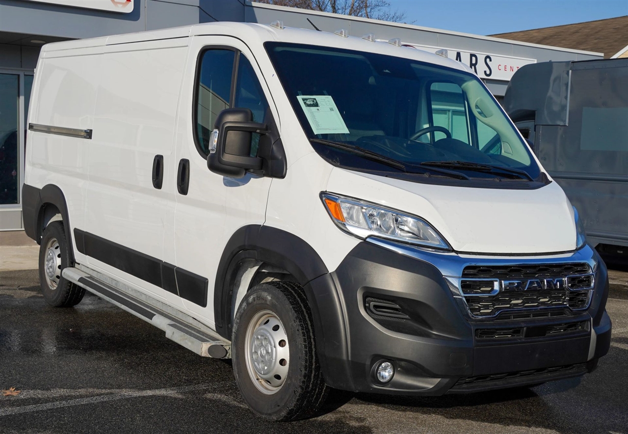 RAM Promaster 2500 Low Roof 2023