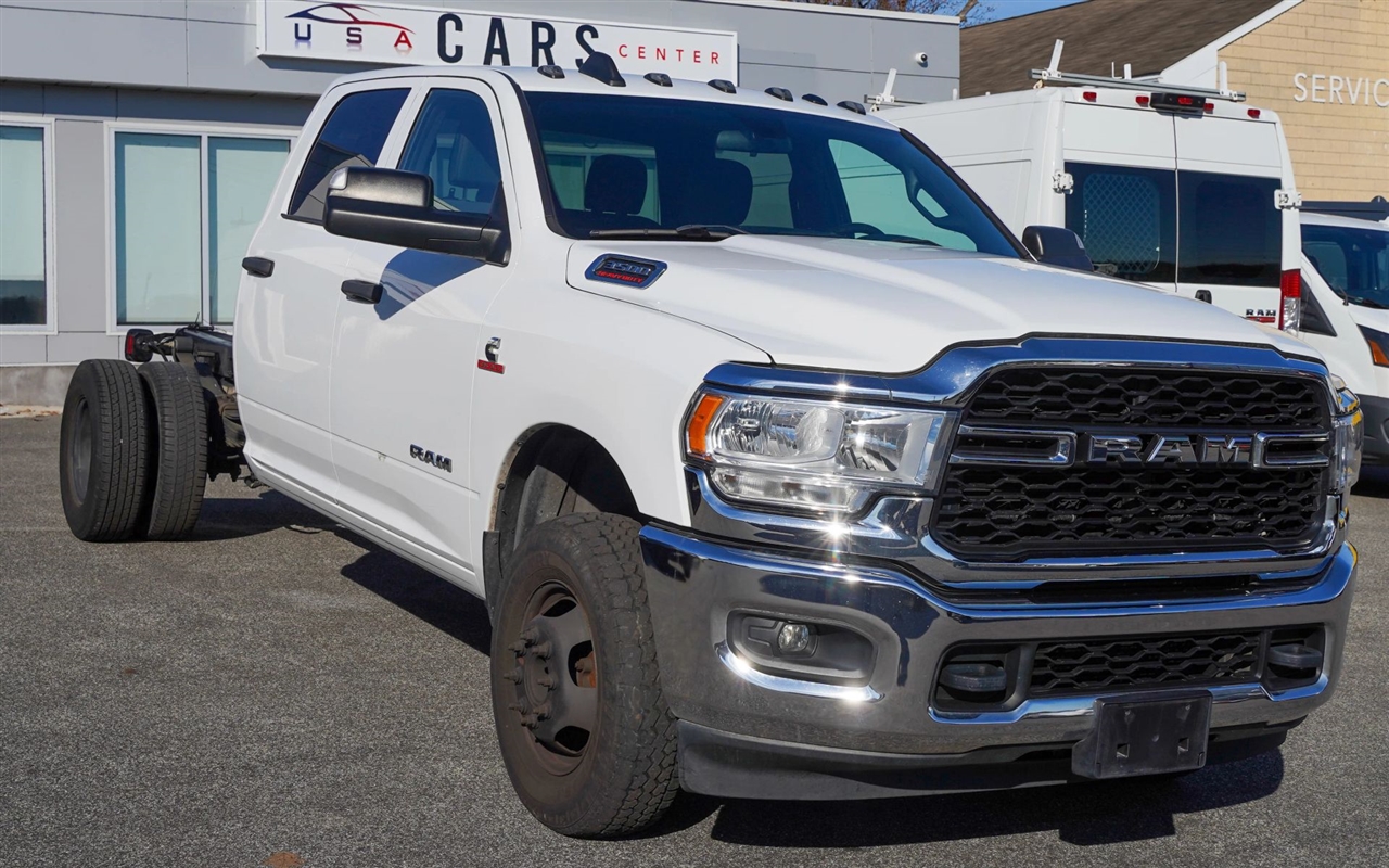 RAM 3500 Crew Cab 4WD DRW 2022