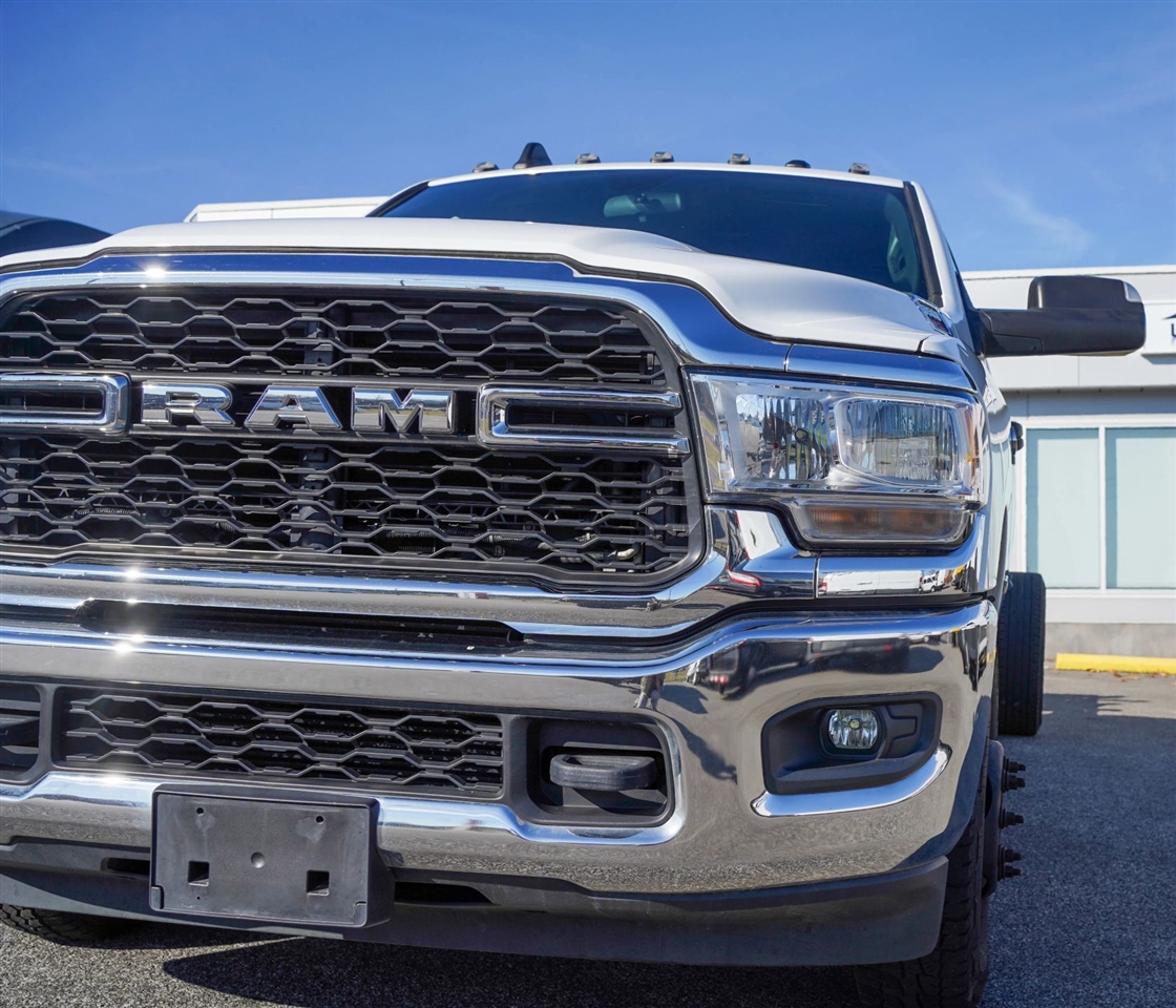 RAM 3500 Crew Cab 4WD DRW 2022