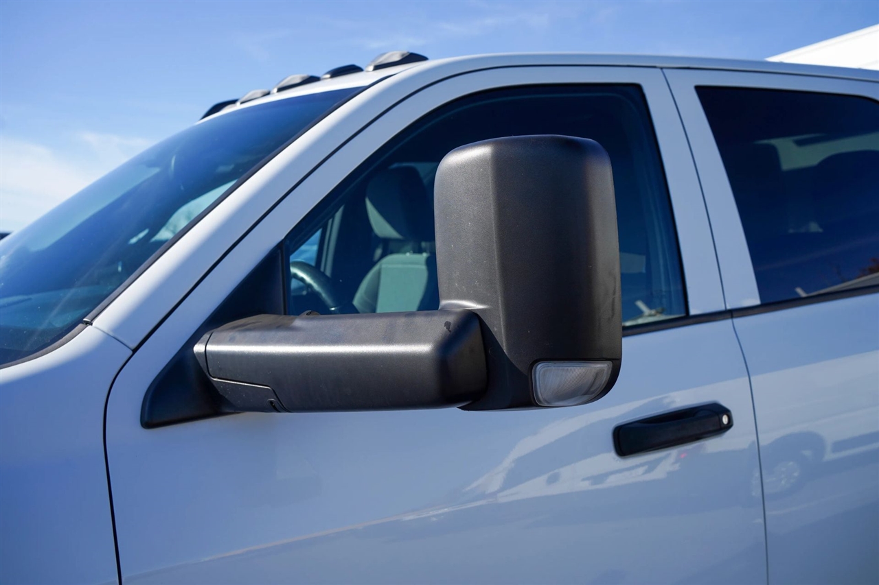 RAM 3500 Crew Cab 4WD DRW 2022