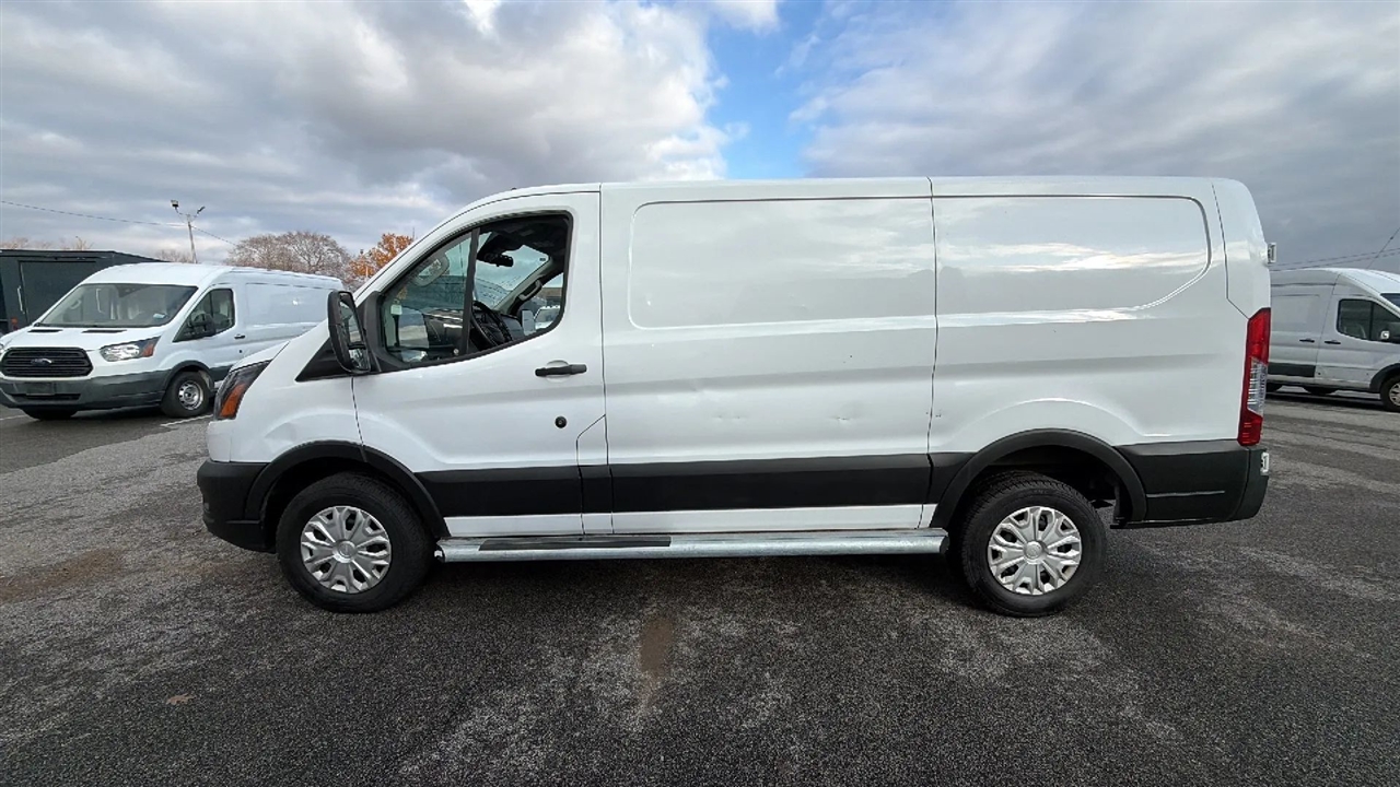 Ford Transit 250 Van 2023