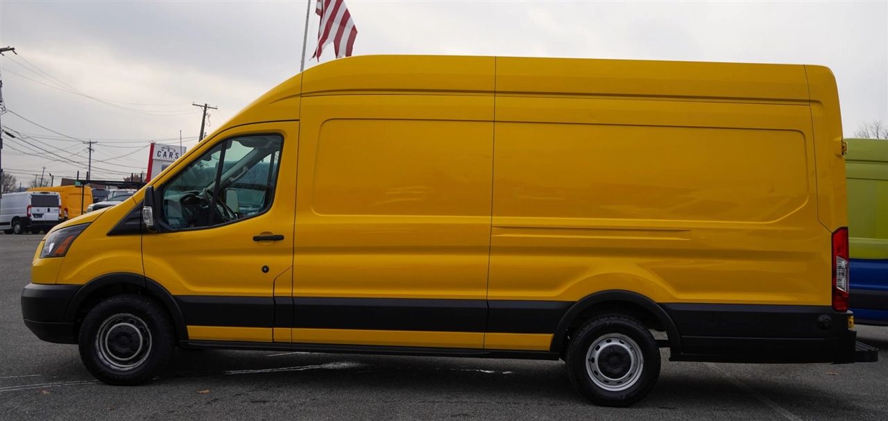 Ford Transit 250 Van High Roof w/Sliding Pass. 148-in. WB EL 2019