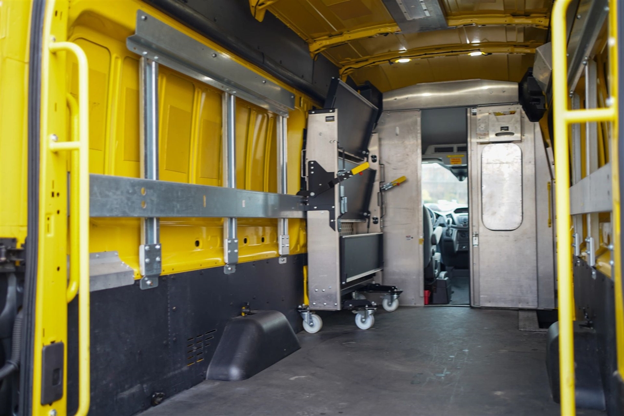 Ford Transit 250 Van High Roof w/Sliding Pass. 148-in. WB EL 2019