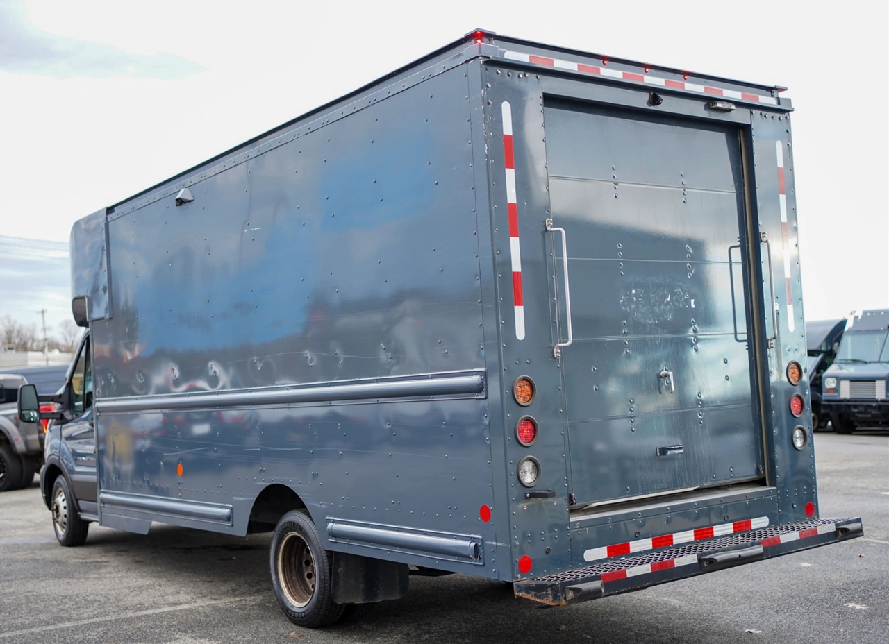 Ford Transit T-350 HD DRW 2021