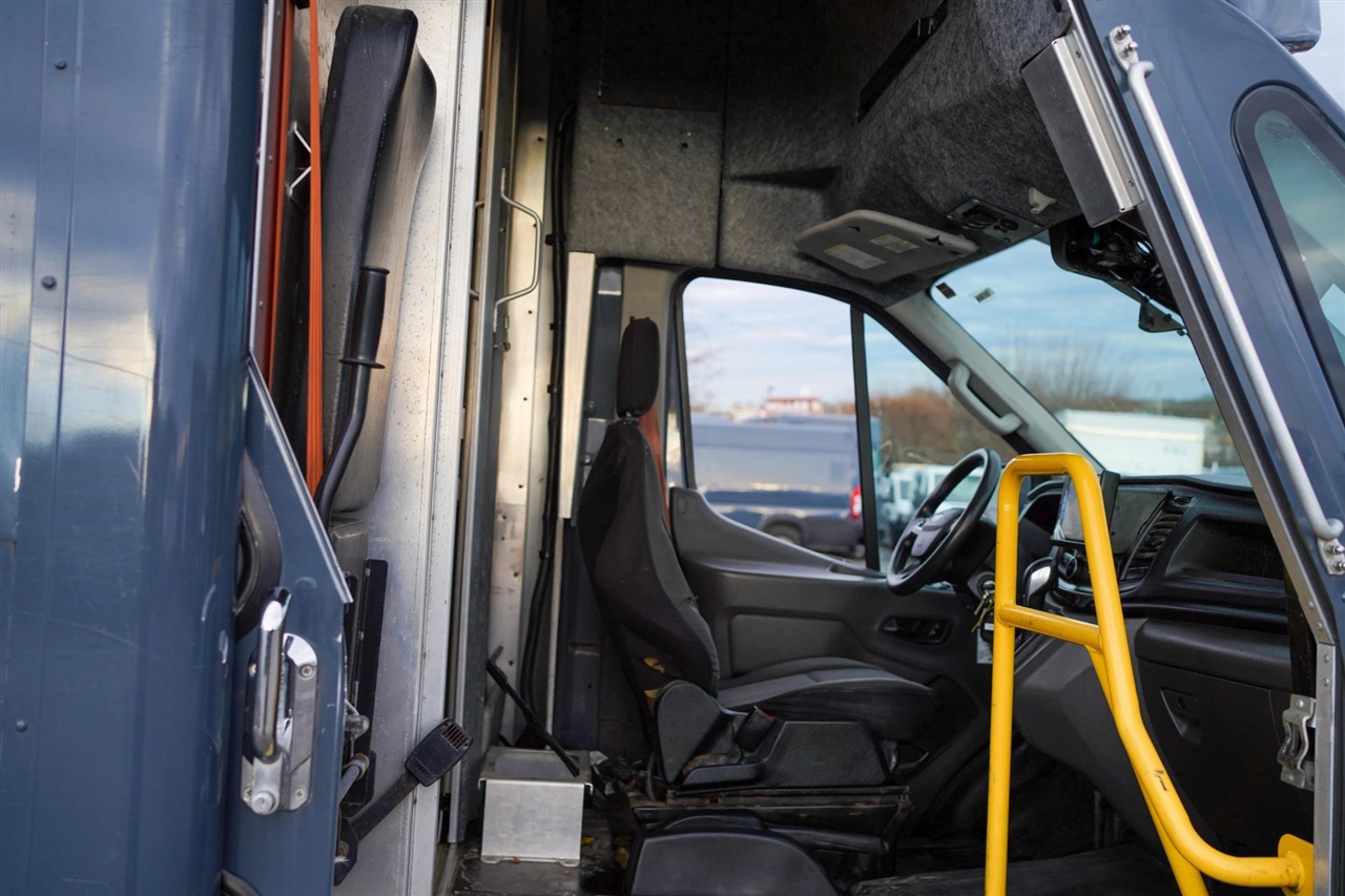 Ford Transit T-350 HD DRW 2021