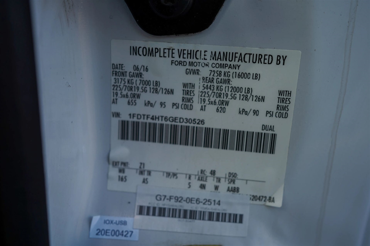 Ford F-450 SD Regular Cab DRW 4WD 2016