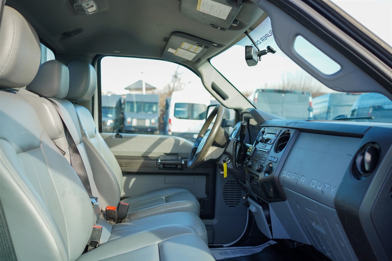 Ford F-450 SD Regular Cab DRW 4WD 2016