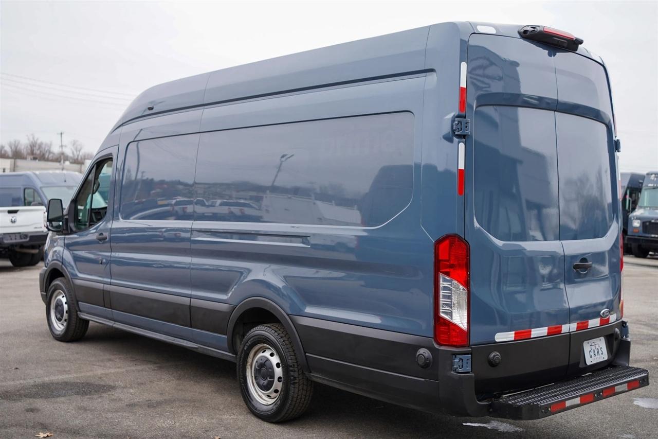 Ford Transit 250 Van High Roof w/Sliding Pass. 148-in. WB EL 2020