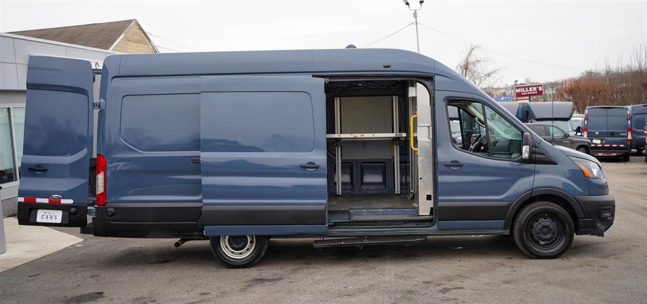 Ford Transit 250 Van High Roof w/Sliding Pass. 148-in. WB EL 2020