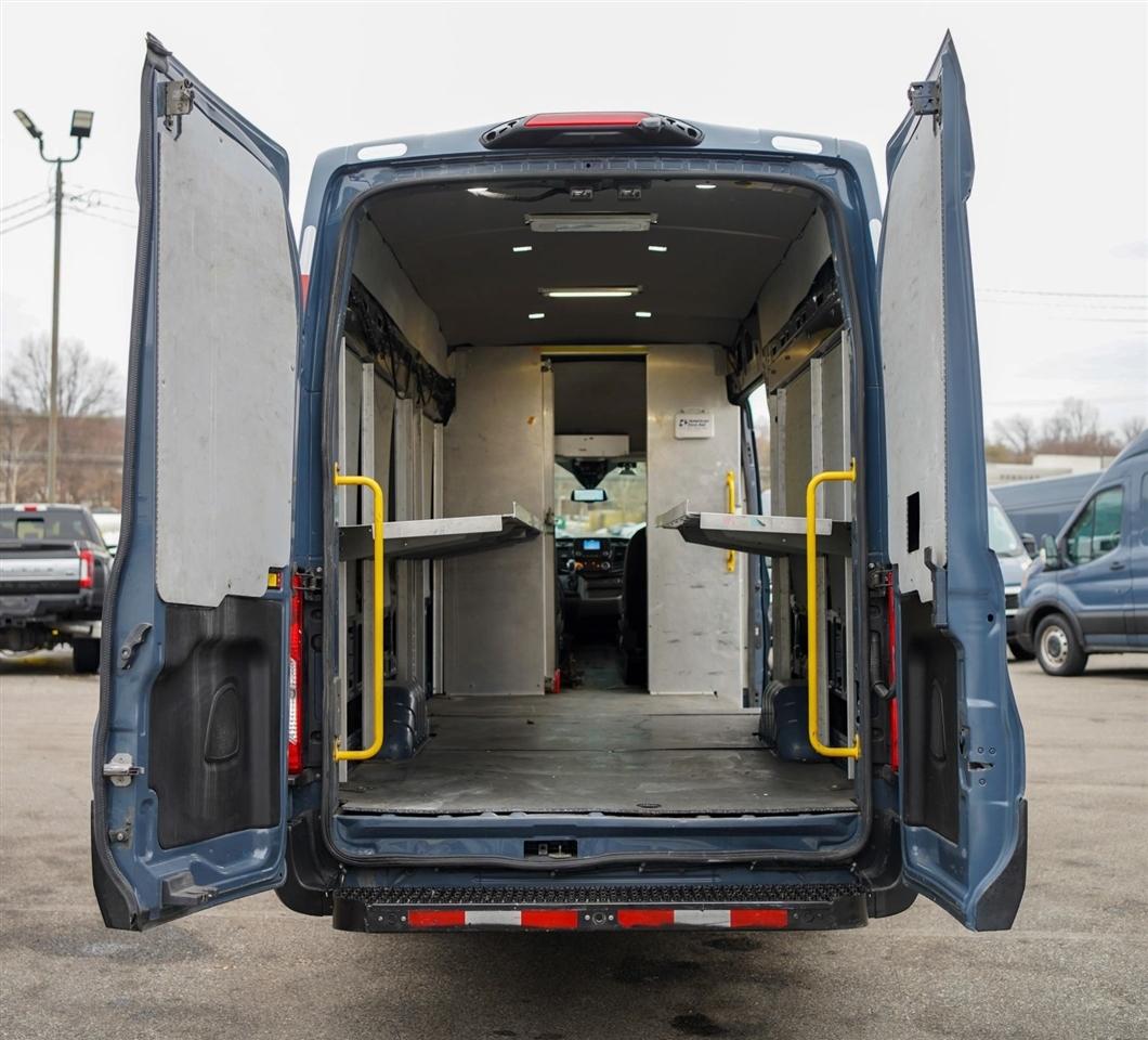 Ford Transit 250 Van High Roof w/Sliding Pass. 148-in. WB EL 2020