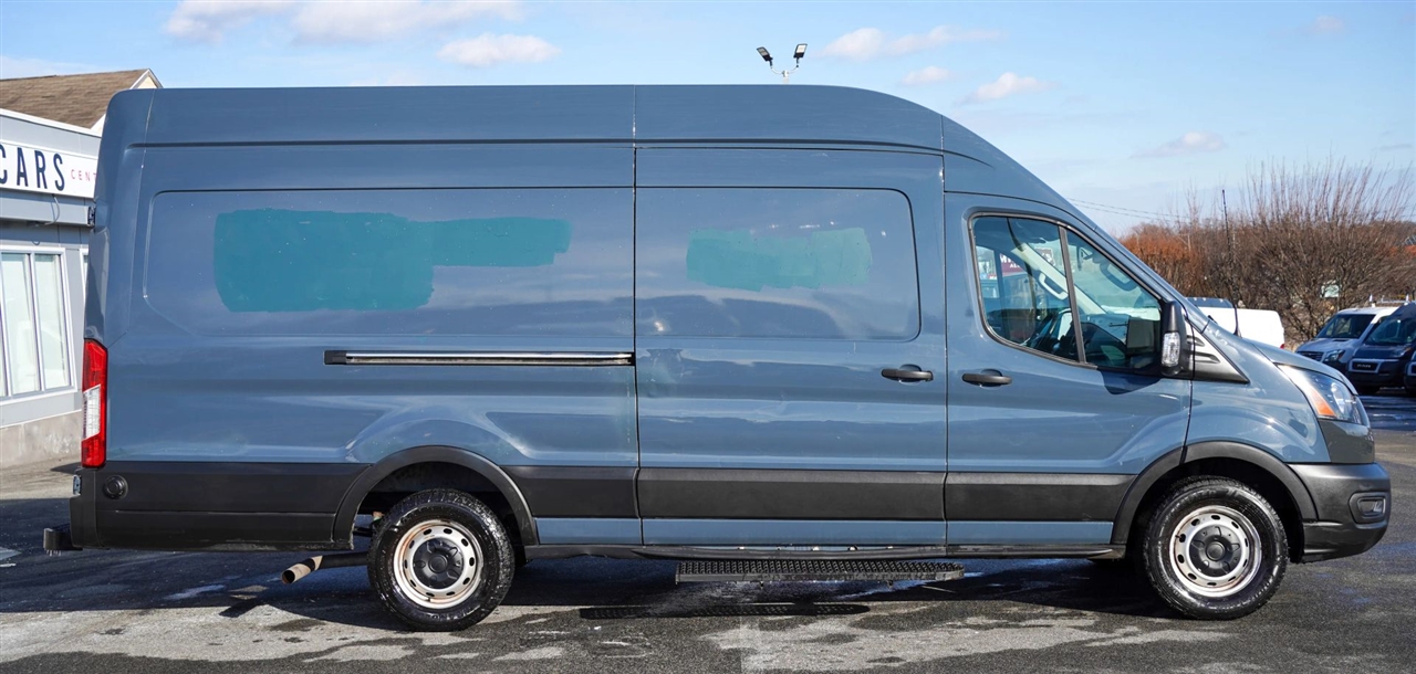 Ford Transit 250 Van High Roof w/Sliding Pass. 148-in. WB EL 2020