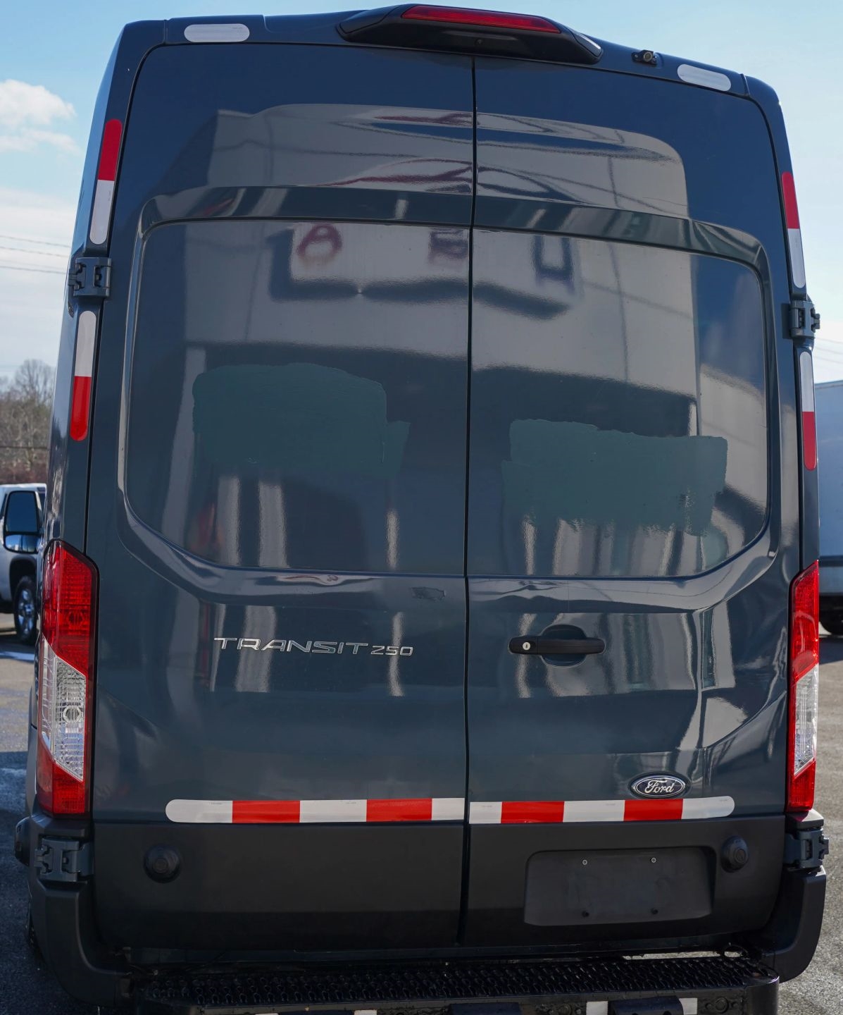 Ford Transit 250 Van High Roof w/Sliding Pass. 148-in. WB EL 2020