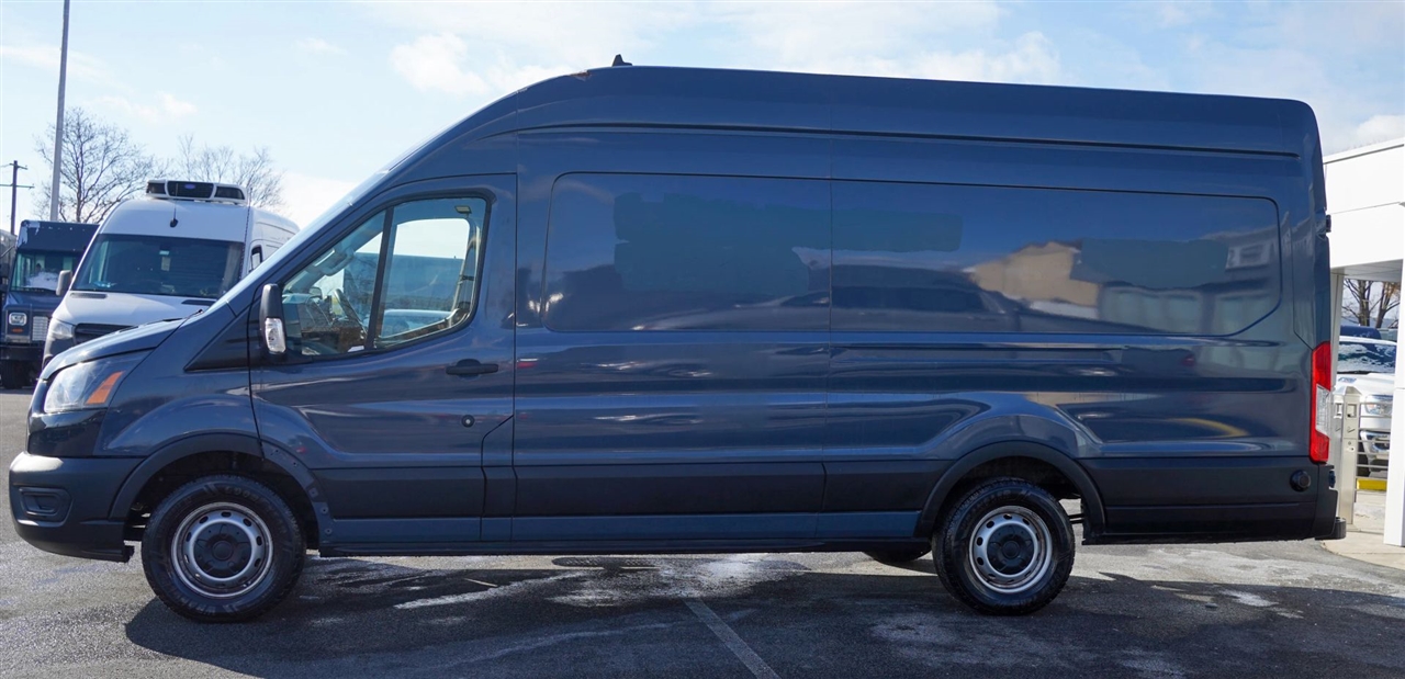 Ford Transit 250 Van High Roof w/Sliding Pass. 148-in. WB EL 2020