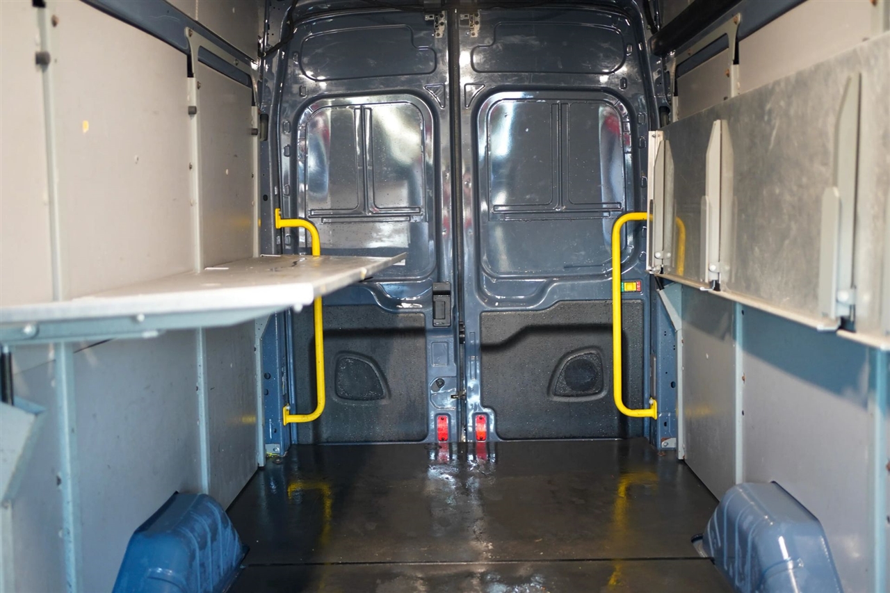 Ford Transit 250 Van High Roof w/Sliding Pass. 148-in. WB EL 2020