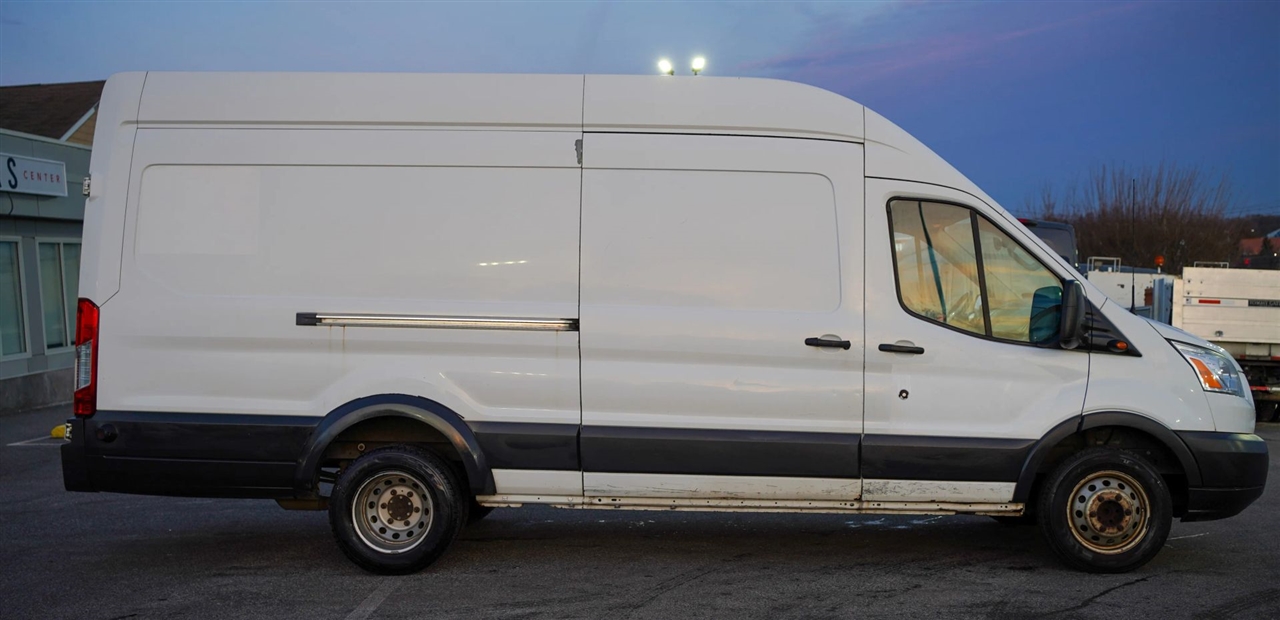 Ford Transit 350 Van HD High Roof 10360lb GVWR Pass. Slide EL 2015