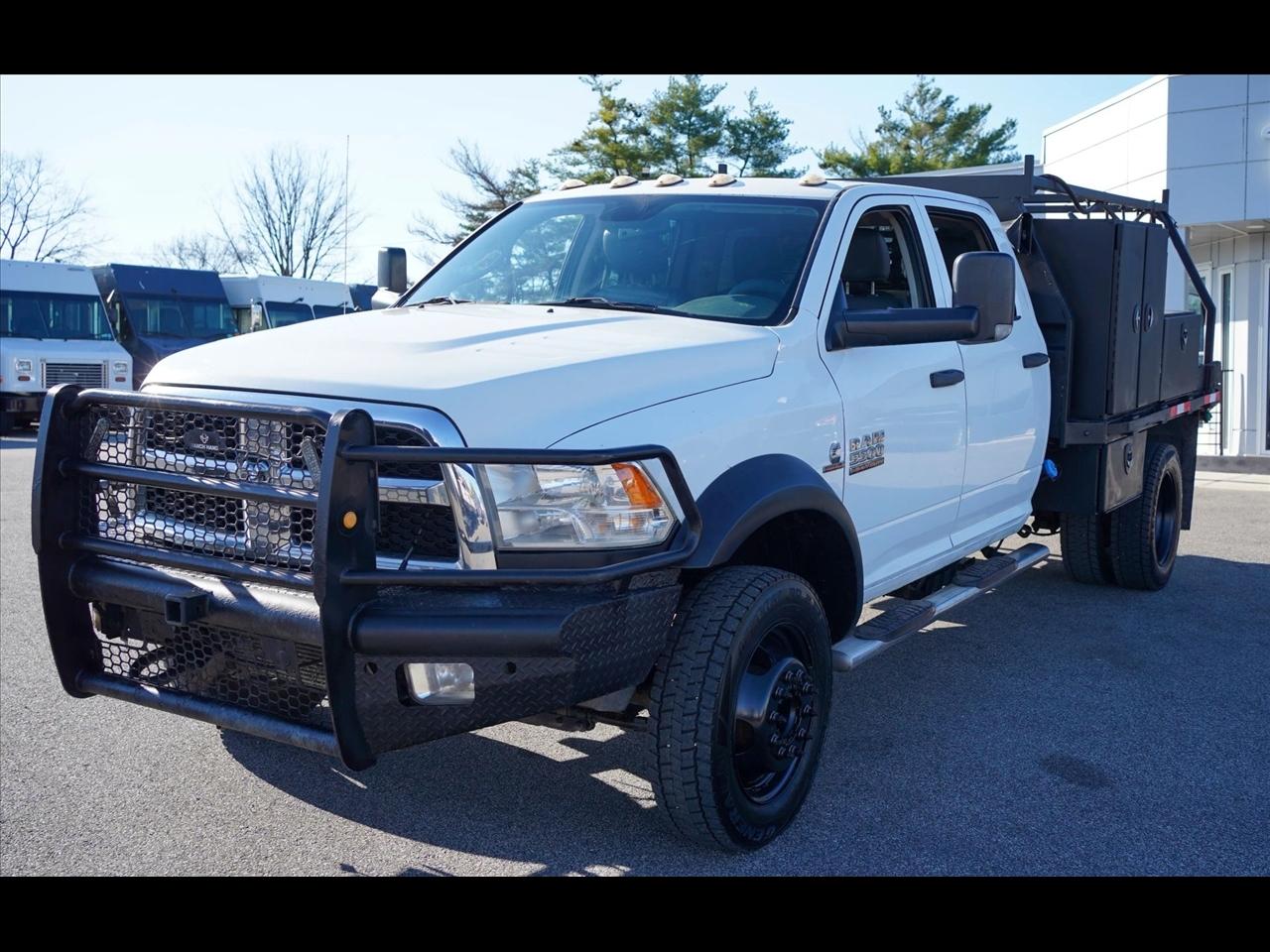 RAM 5500 Crew Cab SWB 4WD DRW 2017
