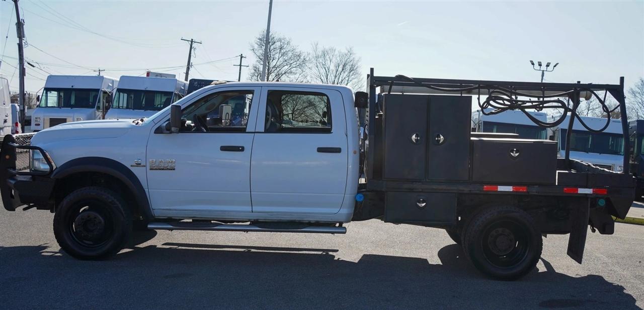 RAM 5500 Crew Cab SWB 4WD DRW 2017