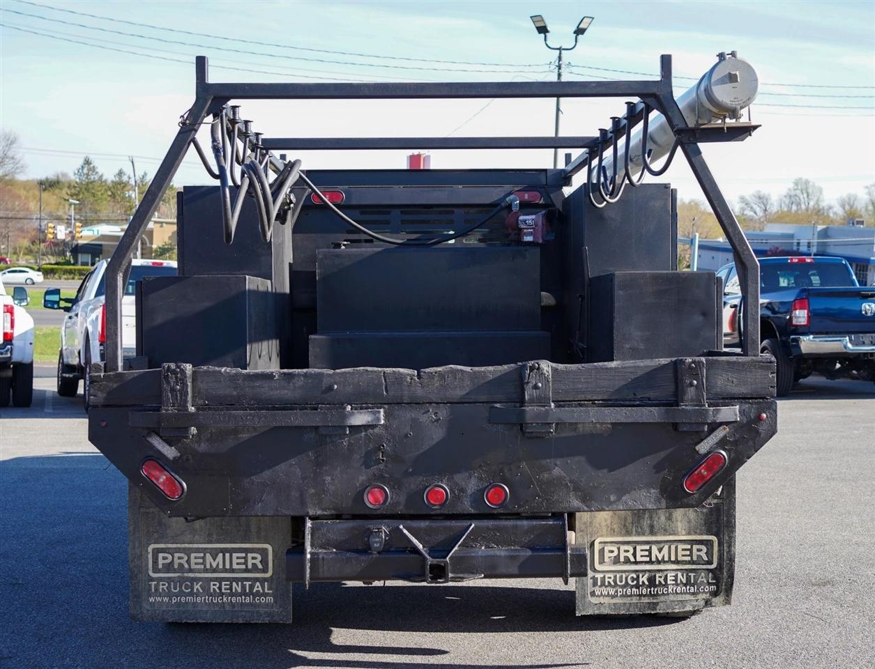 RAM 5500 Crew Cab SWB 4WD DRW 2017