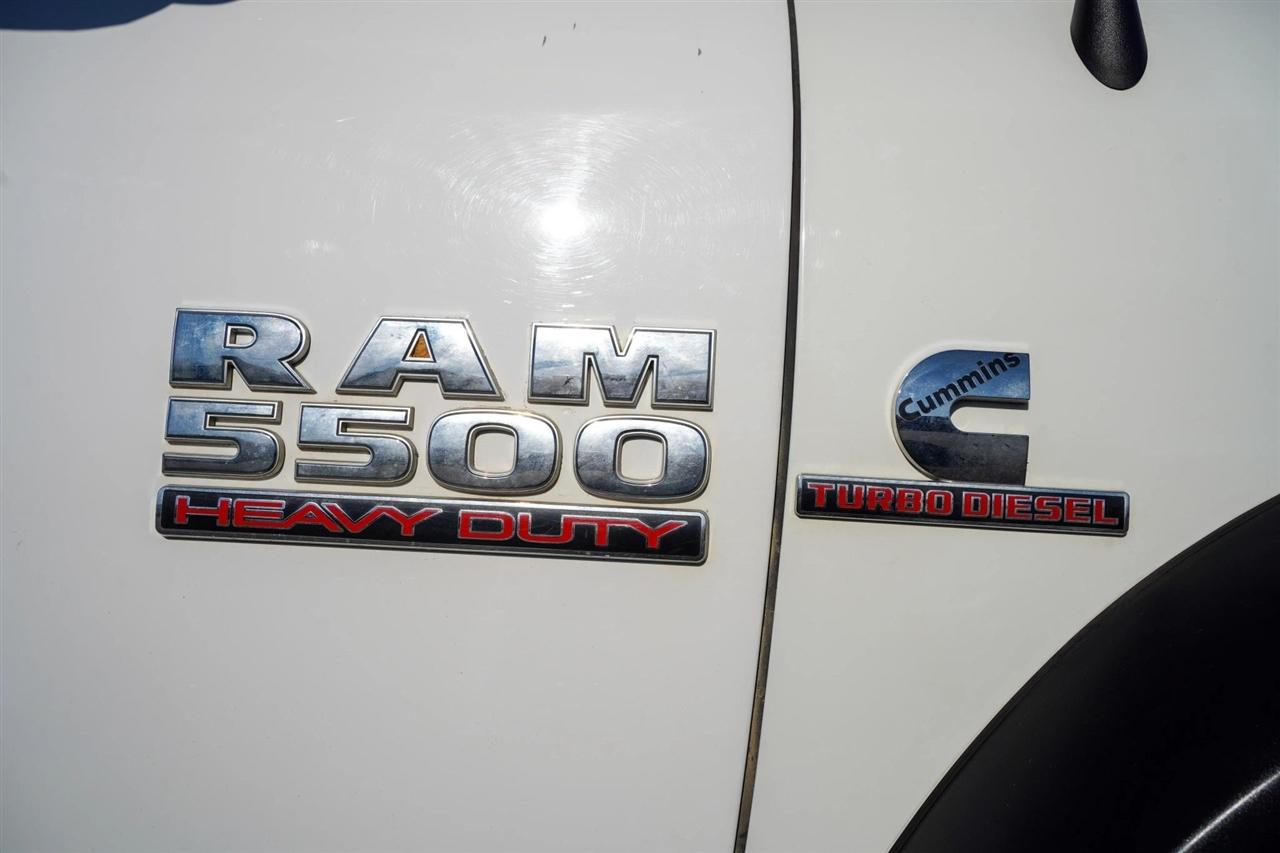 RAM 5500 Crew Cab SWB 4WD DRW 2017