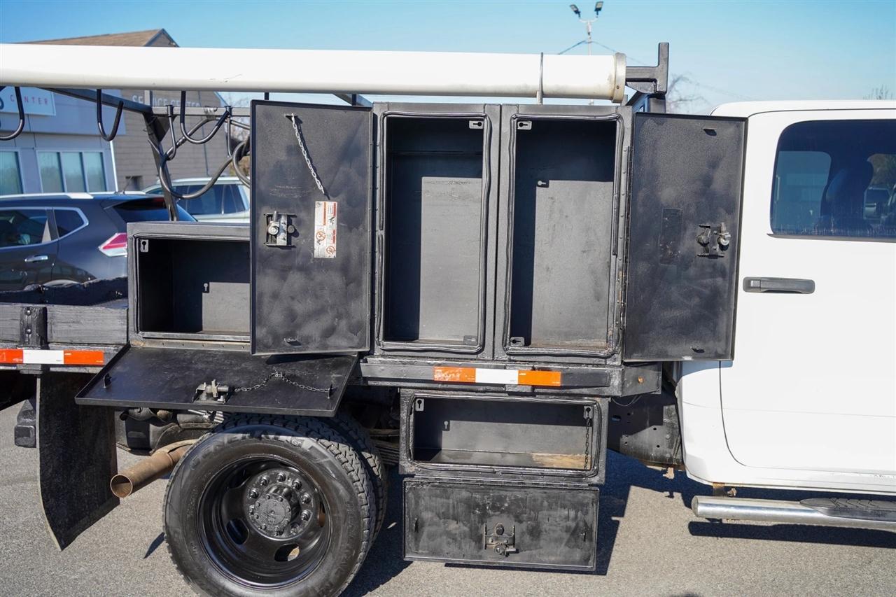 RAM 5500 Crew Cab SWB 4WD DRW 2017