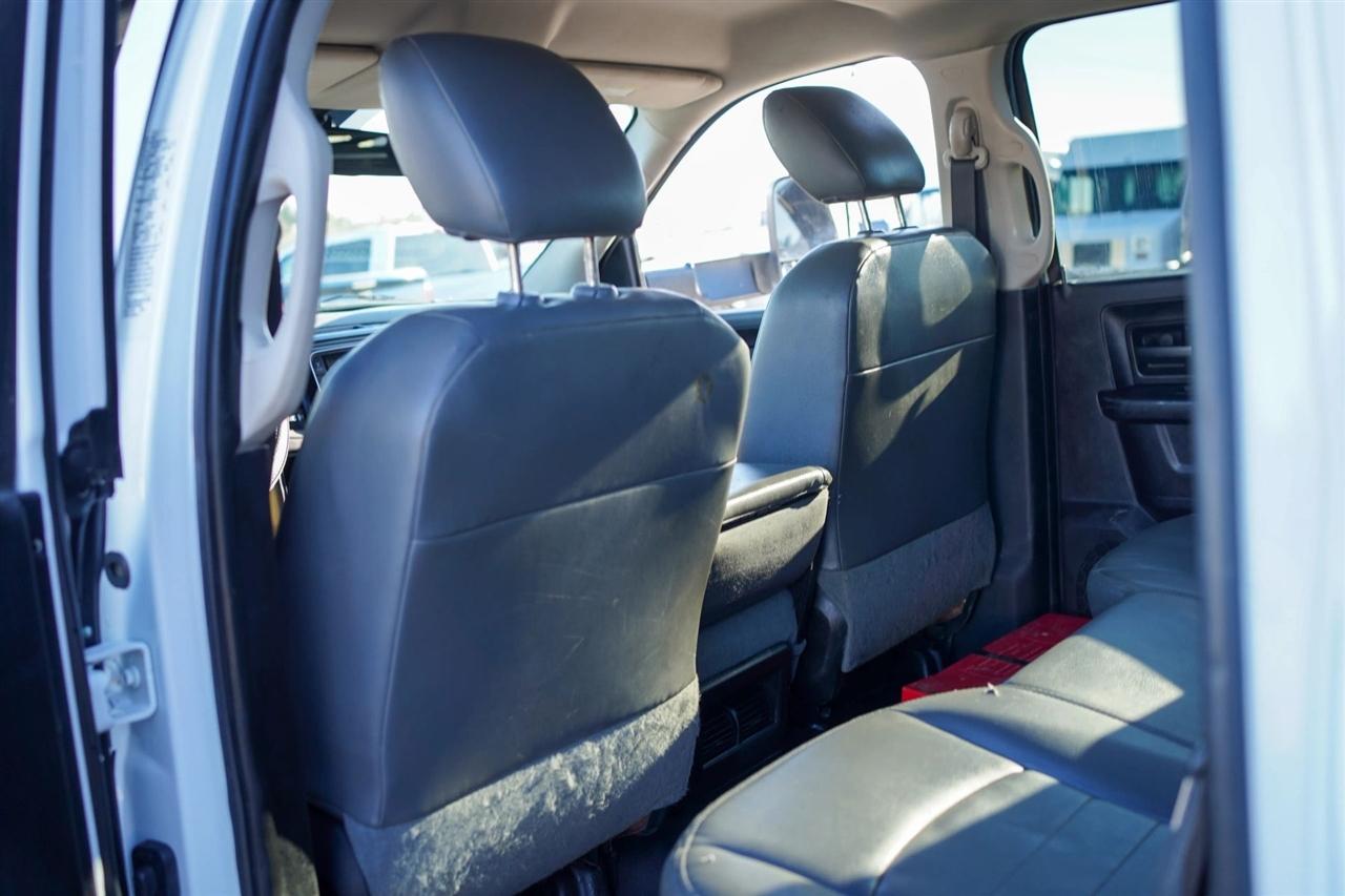 RAM 5500 Crew Cab SWB 4WD DRW 2017