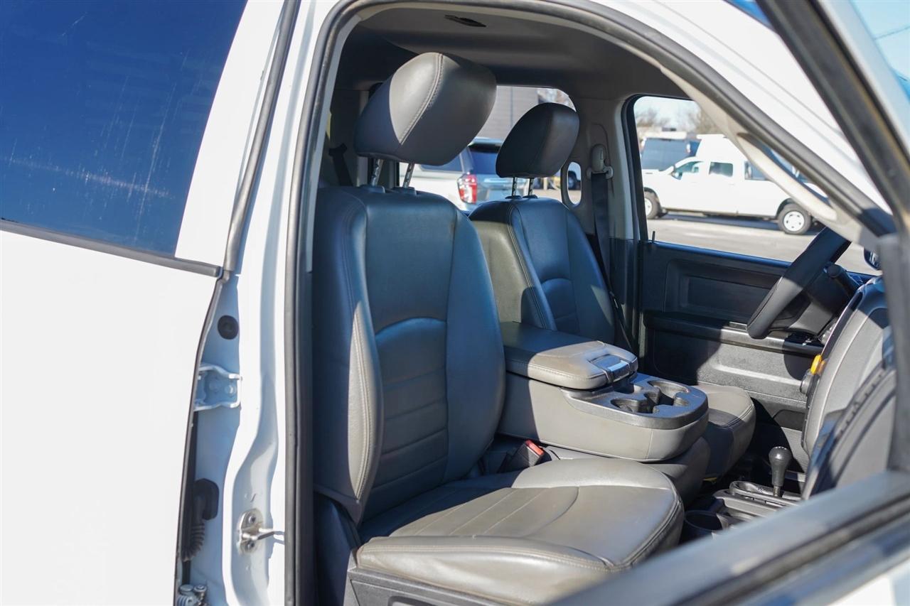 RAM 5500 Crew Cab SWB 4WD DRW 2017