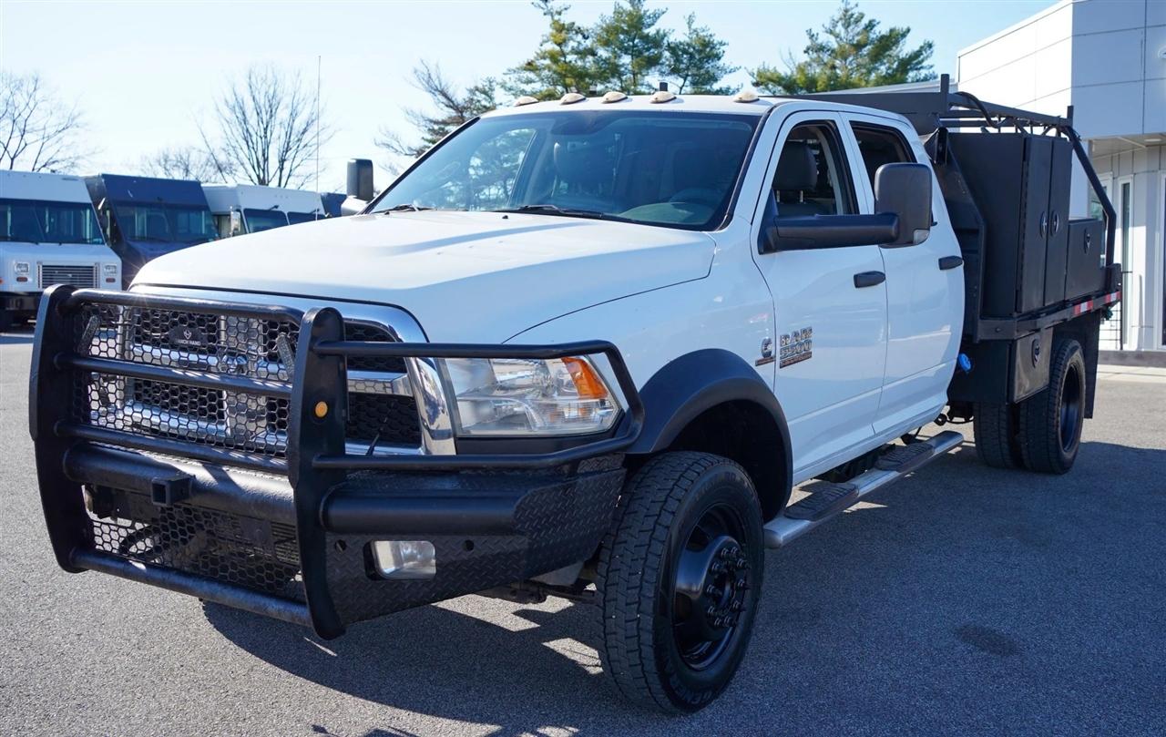 RAM 5500 Crew Cab SWB 4WD DRW 2017