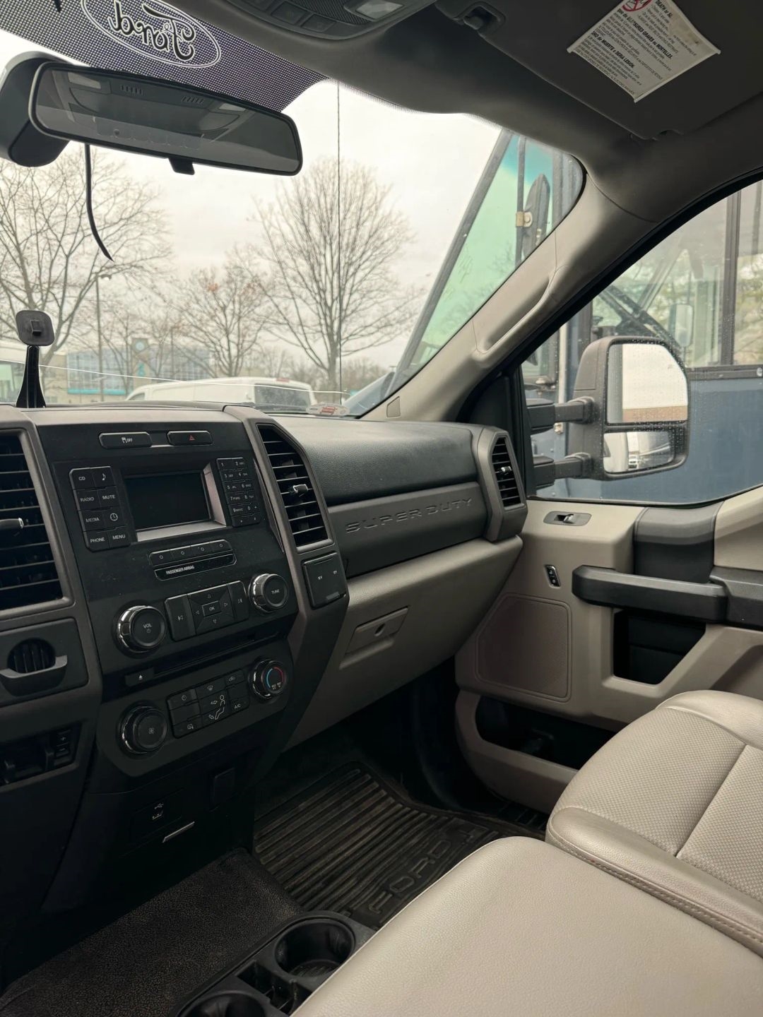 Ford F-550 Regular Cab DRW 2WD 2017