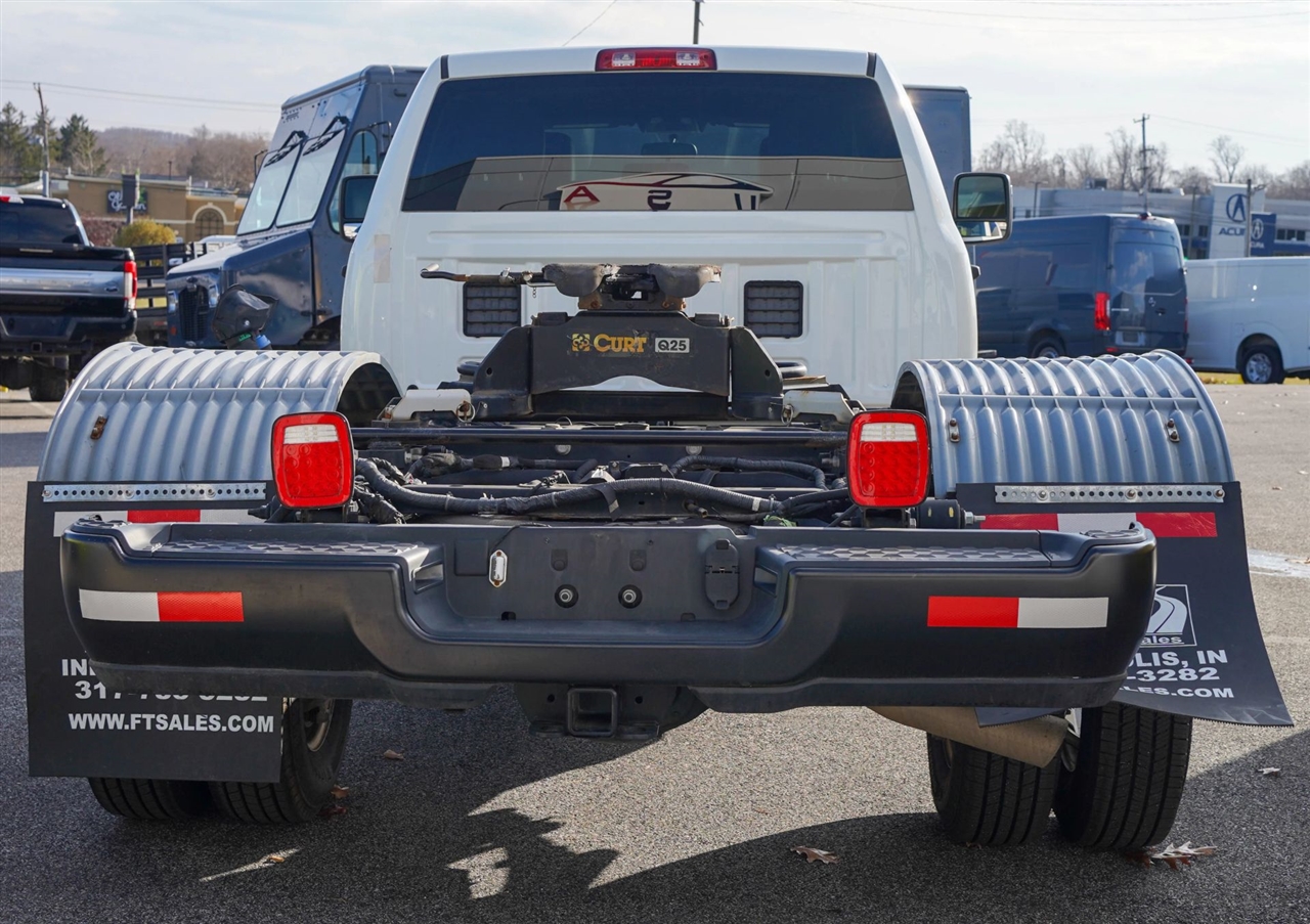 RAM 3500 Tradesman Crew Cab 4WD DRW 2024