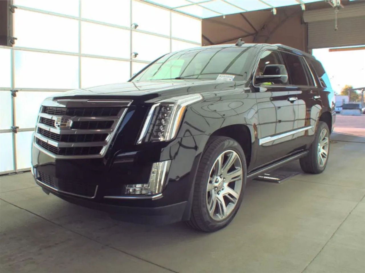 2017 Cadillac Escalade Premium Luxury's photo