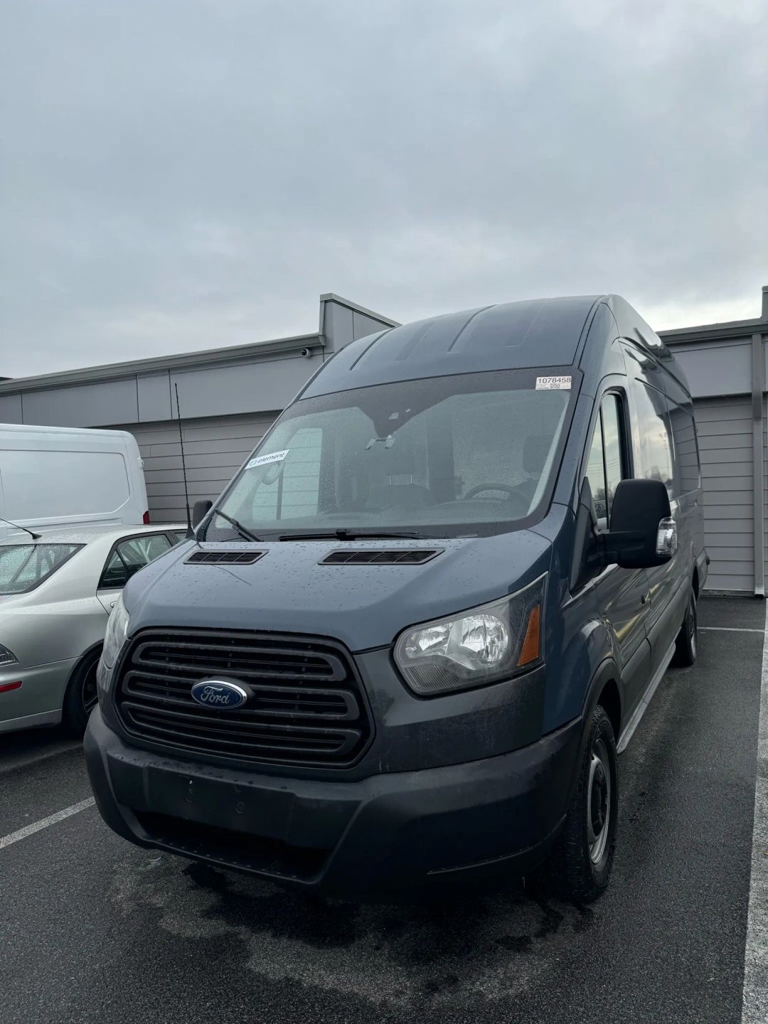 Ford Transit 250 Van High Roof w/Sliding Pass. 148-in. WB EL 2019