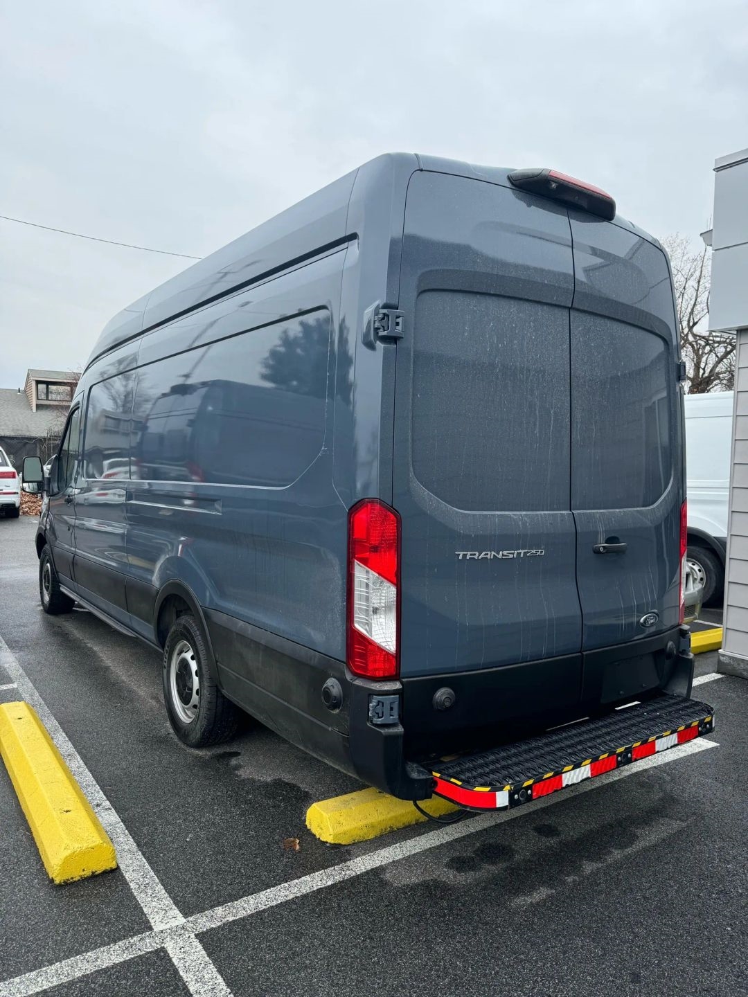Ford Transit 250 Van High Roof w/Sliding Pass. 148-in. WB EL 2019