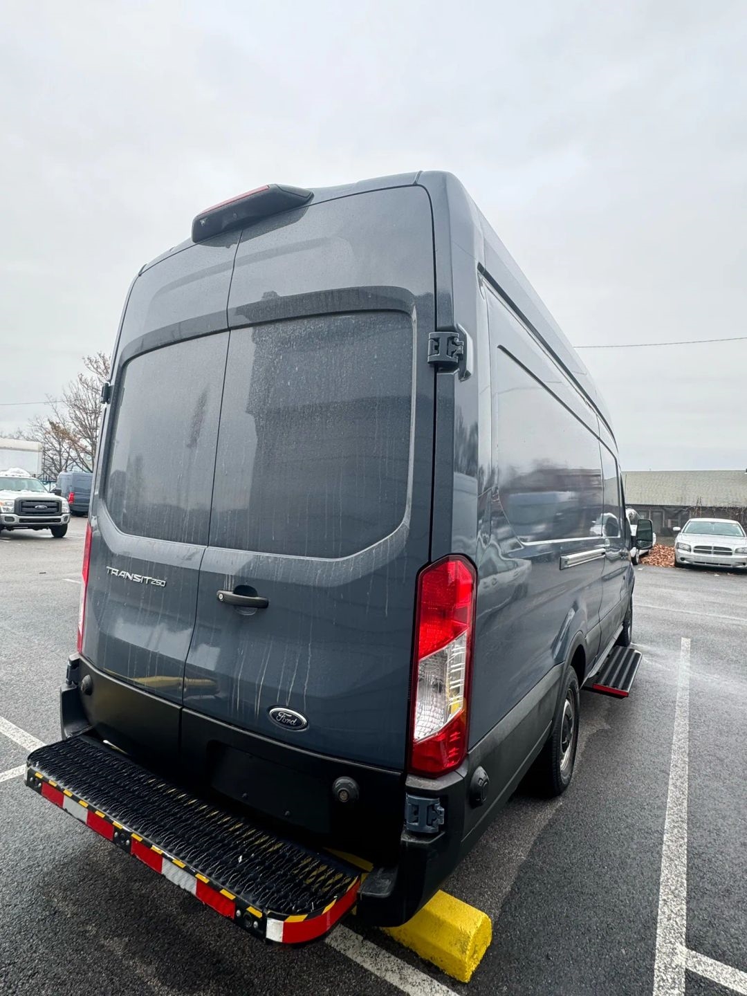 Ford Transit 250 Van High Roof w/Sliding Pass. 148-in. WB EL 2019