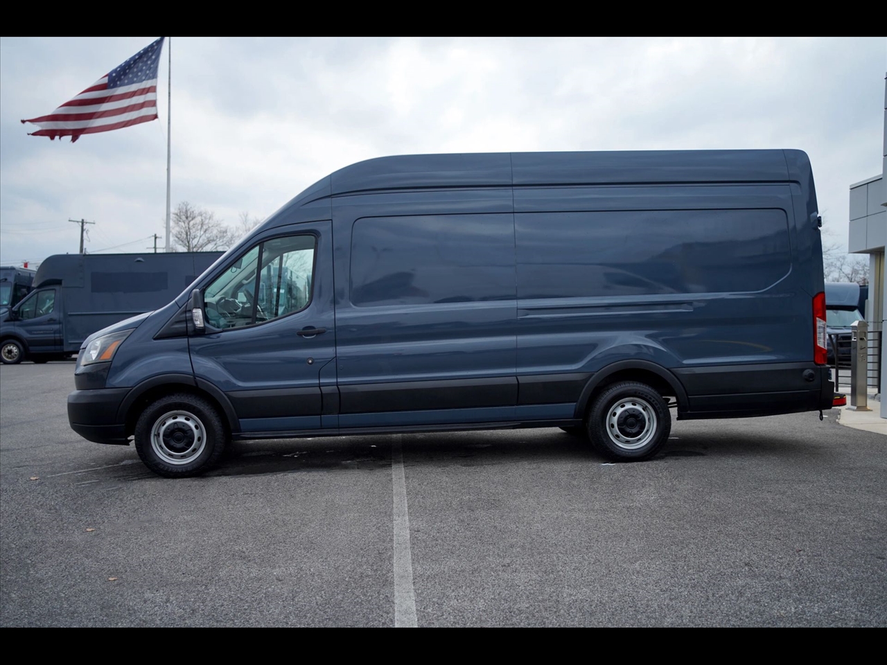 2019 Ford Transit 250 Van High Roof w/Sliding Pass. 148-in. WB EL