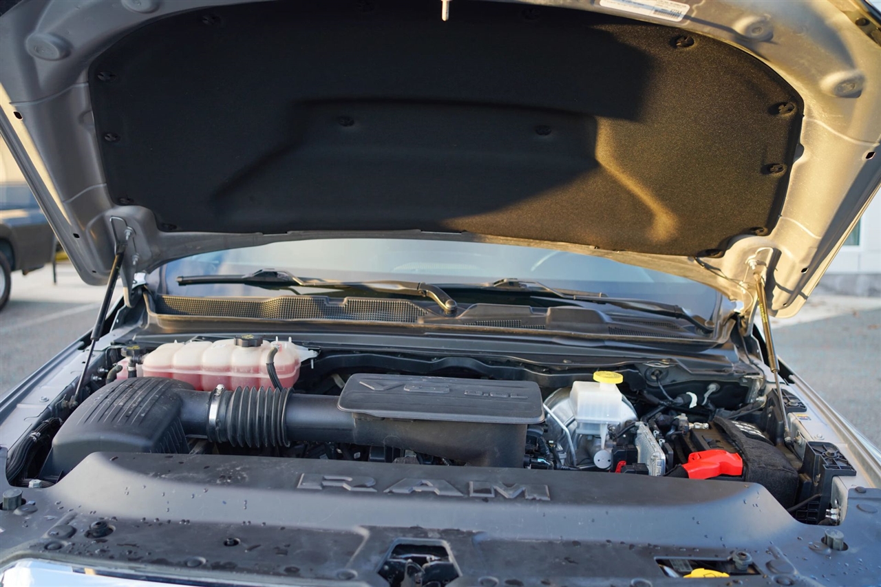 RAM 1500 Big Horn Crew Cab SWB 4WD 2022