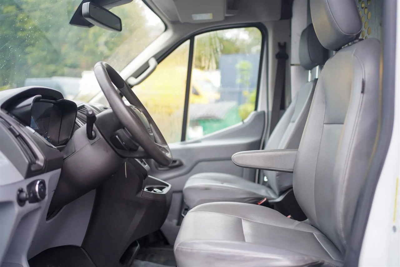 Ford Transit 350 Van HD High Roof w/Pass. Slide 148-in. WB EL 2017