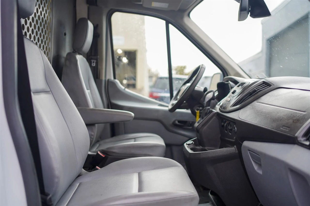 Ford Transit 350 Van HD High Roof w/Pass. Slide 148-in. WB EL 2017