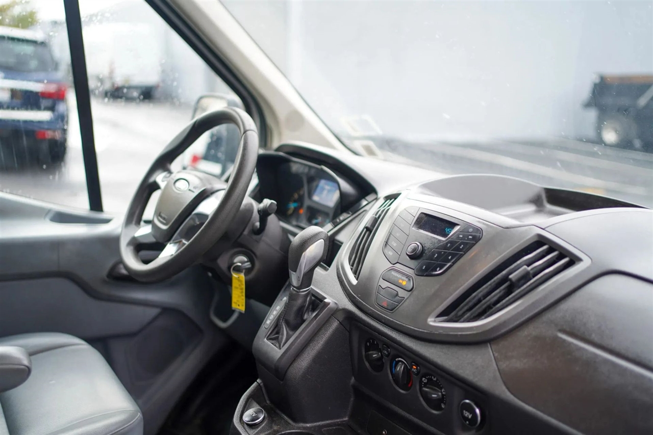 Ford Transit 350 Van HD High Roof w/Pass. Slide 148-in. WB EL 2017