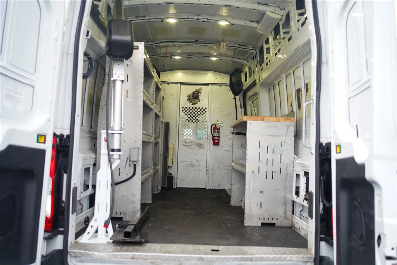 Ford Transit 350 Van HD High Roof w/Pass. Slide 148-in. WB EL 2017